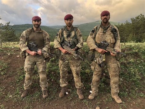 Soldiers Of 4th Battalion The Parachute Regiment On Exercise 2019