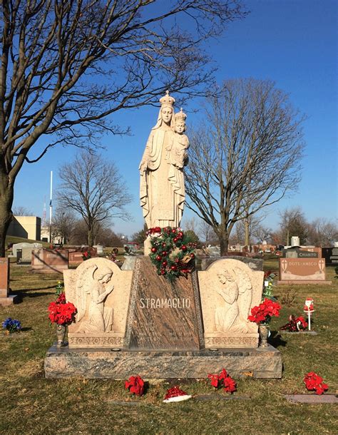 Queen of Heaven Cemetery, Or Christmas at the Cemetery  Been There