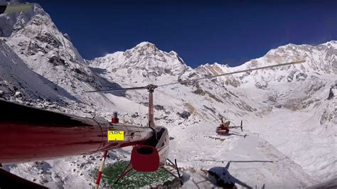 annapurna base camp helicopter landing tour