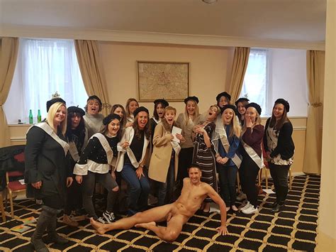 Life Drawing Hen Party In Manchester Venue And Buff Model Included