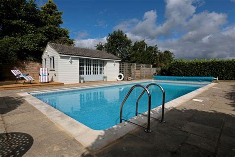 Dorset Cottages With A Swimming Pool Holidays By The Pool
