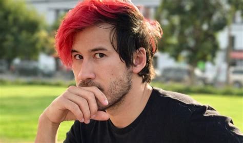 Mark ‘markiplier Fischbach One Of Youtubes Foremost Gamers Signs