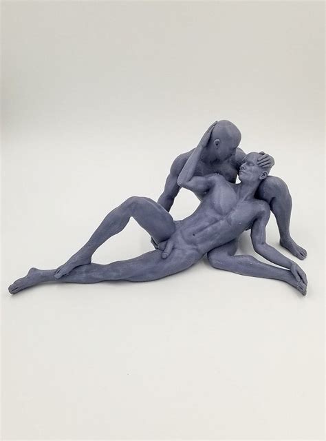 Dos Hombres Desnudos Juntos En El Abrazo De Los Phnix
