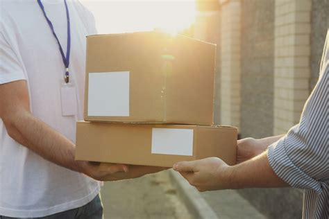 Flagship Courier And Shipping Solutions Montreal Shipping Service In Quebec