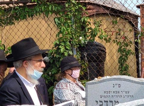 Chabad Historian Laid To Rest