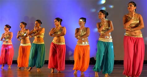 9 Reasons Every Woman Should Take Up Belly Dancing Huffpost Uk