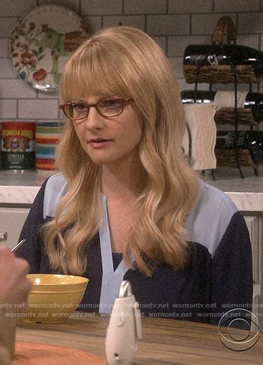 Bernadette Rostenkowski Outfits And Fashion On The Big Bang Theory