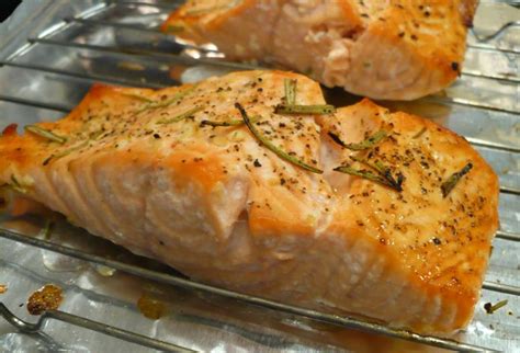 By gently stewing fish in a large amount of liquid — especially a soup where you're sweating a soffrito or mirepoix first, which recognizably scents the air at once — you don't have to worry about other odors. How Do You Cook.com: Broiled Salmon with Fresh Rosemary ...