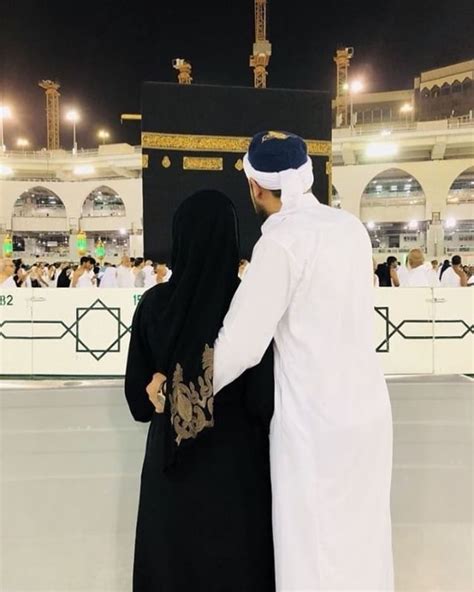 Pin By •b Ł Ú Ñ T☠️💯🔥 On Khana Kaba Cute Muslim Couples Muslim