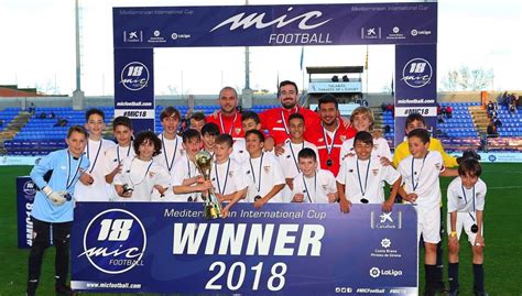 Los equipos más destacados del deportes tolima en su historia el equipo que dirige hernán torres consiguió este domingo su tercera estrella. Todos los campeones del MIC 2018