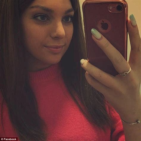 19 Year Old Dies Of Bowel Cancer After Gp Mistake Daily Mail Online