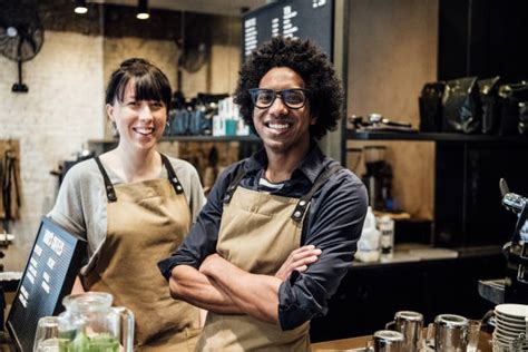 2700 Coffee Shop Worker Uk Stock Photos Pictures And Royalty Free