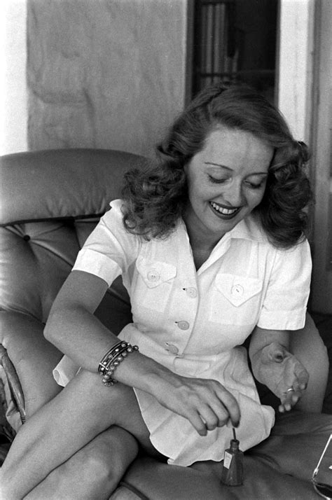 Bette Davis Rare And Classic Photos Of A Hollywood Legend