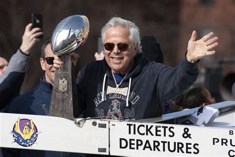 Patriots Owner Robert Kraft Charged In Sex Sting Operation