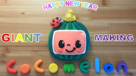 Giant Cocomelon Happy New Year Clay Cracking Making 거대 코코멜론 새해 클레이로 만들기