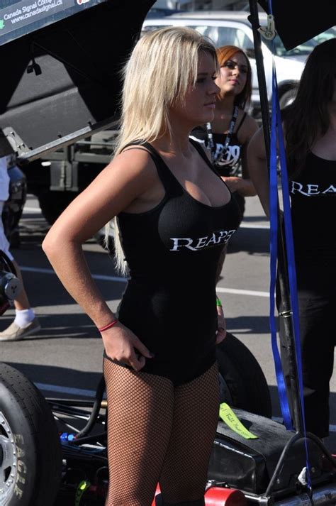 Pin By Mark Harlin On Back Up Girls Grid Girls Female Racers Racing Girl