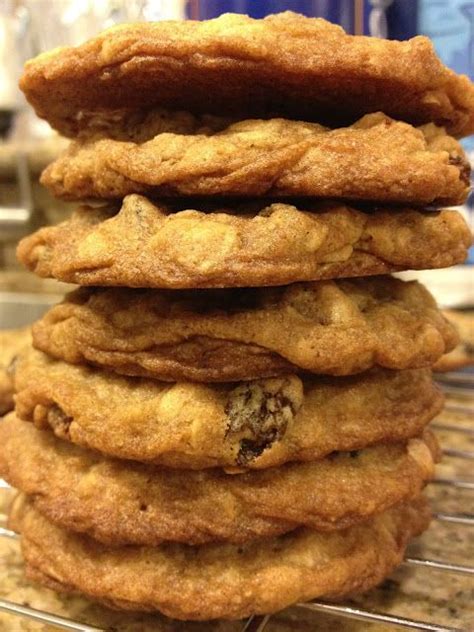 2 bags pepperidge farm chessmen cookies or 2 bags vanilla wafers 6 to 8 bananas, sliced 2 cups whole. pecan sandies cookie recipe paula deen