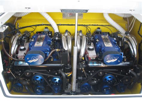 Norm Wood Photography Boats Twin 525 Efi Mercruiser Racing Engines