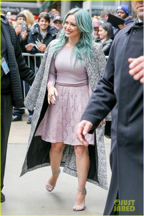 Hilary Duff Talks Dying Her Hair Turquoise Blue Watch Here Photo 3336925 Hilary Duff