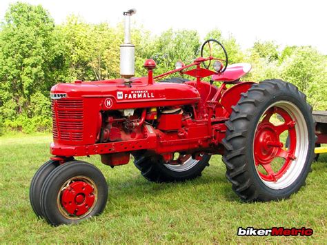 Red International Harvester Farmall Tractor Tractors Farmall