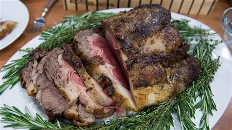 Kim develops the recipes, shoots the photography and writes the posts and weekly. The world's easiest prime rib roast: Master a holiday classic | Prime rib roast, Rib roast ...