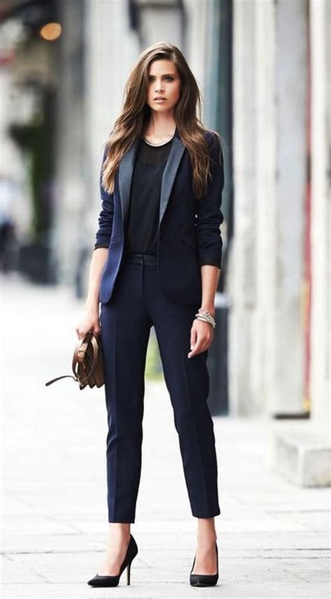 What To Wear To Work Women Business Outfits Lugako