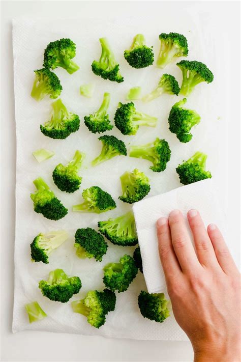 How To Blanch Broccoli Super Quick Easy Easy Wholesome