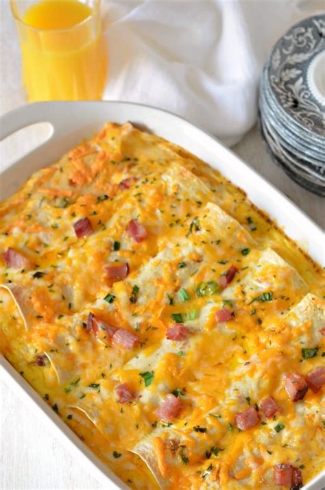 To give a kick to my sour cream sauce, the author says, i add serrano chiles and tomatillos. Sour Cream Chicken Enchiladas - CentsLess Deals