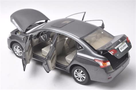 118 Diecast Model For Nissan Sylphy Gray Alloy Toy Car Miniature