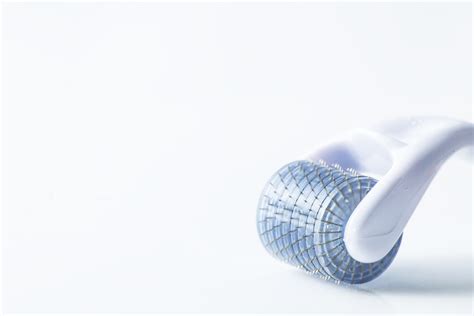 An itchy scalp links to hair loss in several different ways. How Often To Microneedle For Hair Loss? It Depends ...