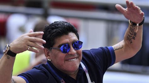 Que opinas de como se fue? 2018 FIFA World Cup | Diego Maradona believes Brazil are going to win