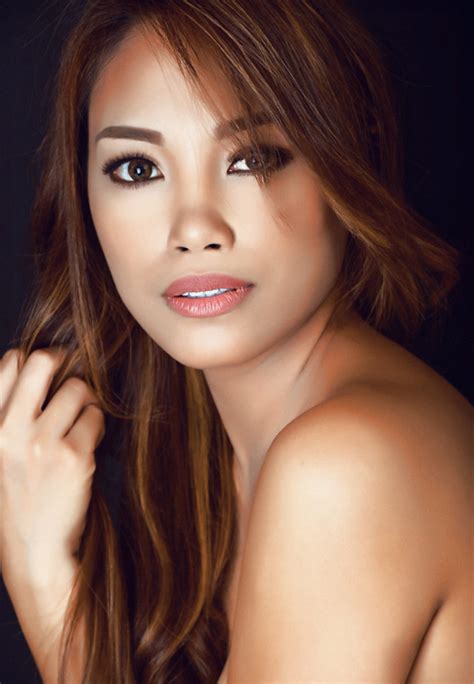[フリー写真] フィリピン人女性の美容イメージでアハ体験 Gahag 著作権フリー写真・イラスト素材集 Gahag 著作権フリー写真・イラスト素材集