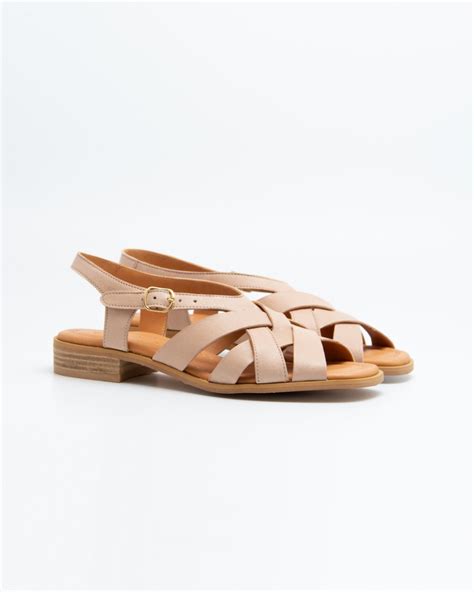 Tosca Beige Flat Sandals In Naguisa