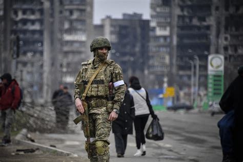 Guerre en Ukraine des soldats russes enfermés pour avoir refusé de se