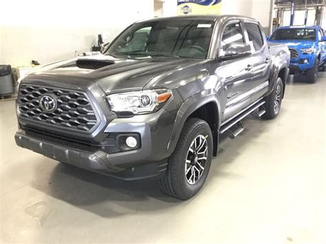 I love owning a toyota tacoma sport 2020.i can't wait to accessorize it over the holidays! New 2020 Toyota Tacoma TRD Sport 4D Double Cab in ...