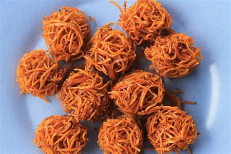 Kata kata gombal lucu bikin baper. 10 Kue Tradisional Khas Sunda yang Masih Eksis!
