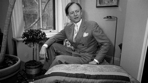 Tom Wolfe Innovative Nonfiction Writer And Novelist Dies At 88 The