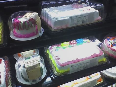 Browse products from the cookies & cakes department, or shop now and get groceries delivered to your door in 1 hour! KROGER BIRTHDAY CAKES - Fomanda Gasa