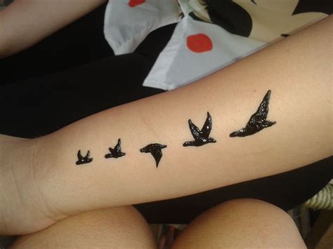 Made By Delara Bitar Rmeily Delartsme Leaf Tattoos Tattoos