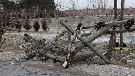 Hydro Restored To Essex County Customers After Vehicle Knocks Down