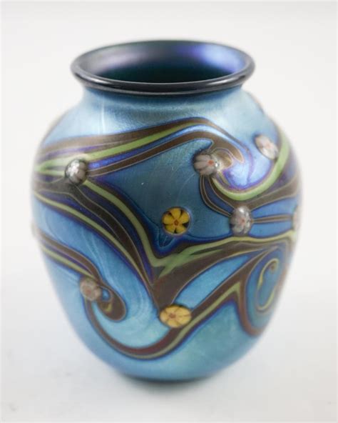 Sold Price Orient And Flume Small Art Glass Vase 1978 July 4 0118 9 00 Am Pdt