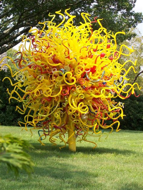 Chihuly An American Artist Who Is Known For His Work In Glass Learn