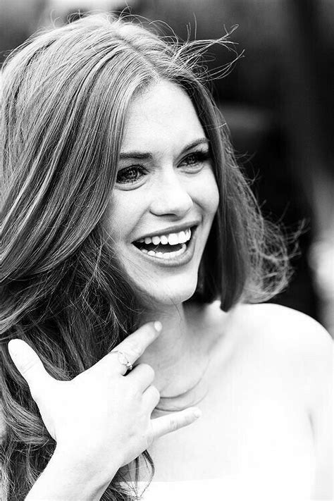 Pin By Sinead On Holland Roden Lydia Martin Holland Roden Lydia Martin Celebrities