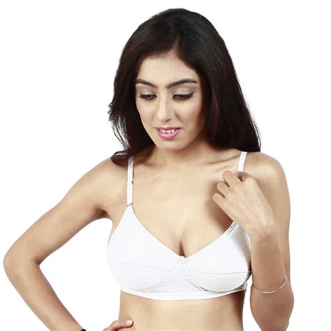 White Cotton Padded Bra At Rs 85piece In New Delhi Id 15281230730