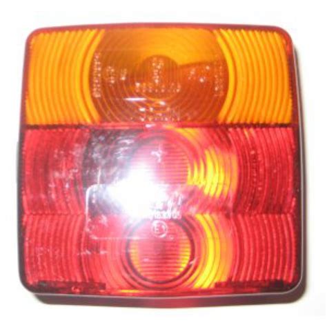 Rött och klart glas samt röda och orange lysdioder. Baklykta Jokon, serie 205