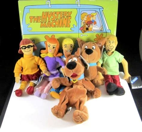 Pez Scooby Doo Gang Set 5 Dispensers 6 Rolls Shaggy Fred Velma Daphne