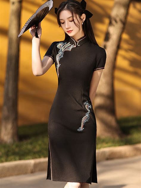 Classic Black Embroidered Mid Qipao Cheongsam Dress Cozyladywear