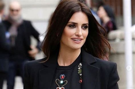 Penelope Cruz Without Makeup Looks Much Younger Than His Years