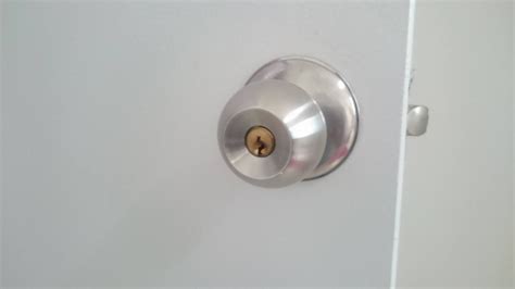 Diy | cara teknik tutorial menukar tombol pintu bilik air dengan mudah. Cara, Teknik dan Tutorial Pemasangan Membuka dan Menukar ...