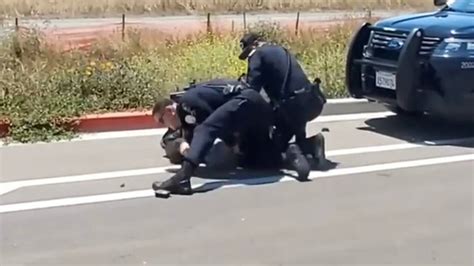 Slo Police Officer Who Hit Man During Arrest On Paid Leave San Luis Obispo Tribune